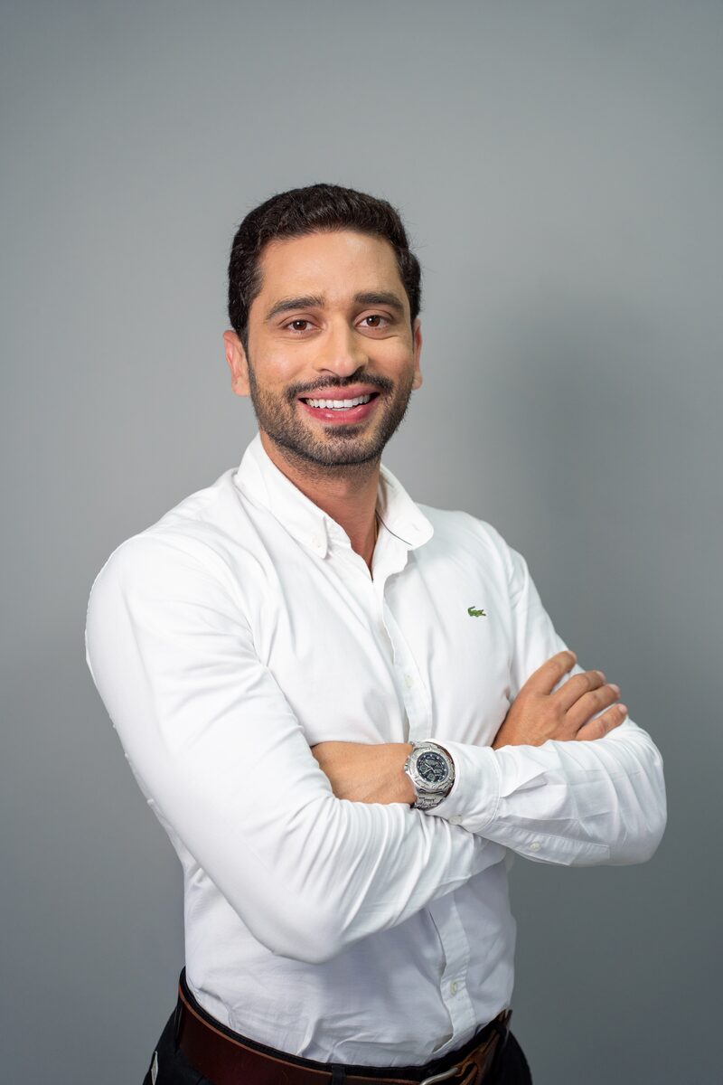 Retrato corporativo masculino produzido pela Aries Filmes